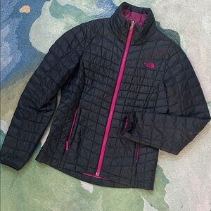 The North Face Women's ThermoBall quilted full-zip Jacket - Black & Pink
